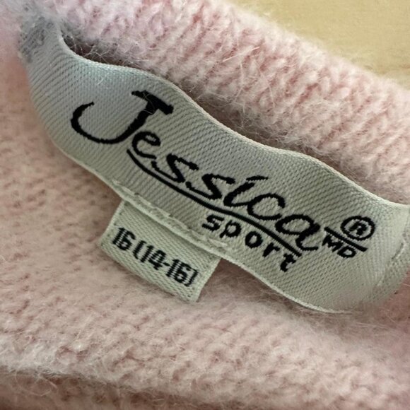 Vintage Jessica Sport Cashmere Sweater – Soft Baby Pink Knit, V-Neck - Picture 6 of 7